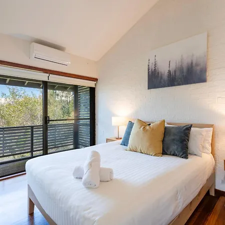 The Surf Pad - Oceanstays Yamba Exterior photo